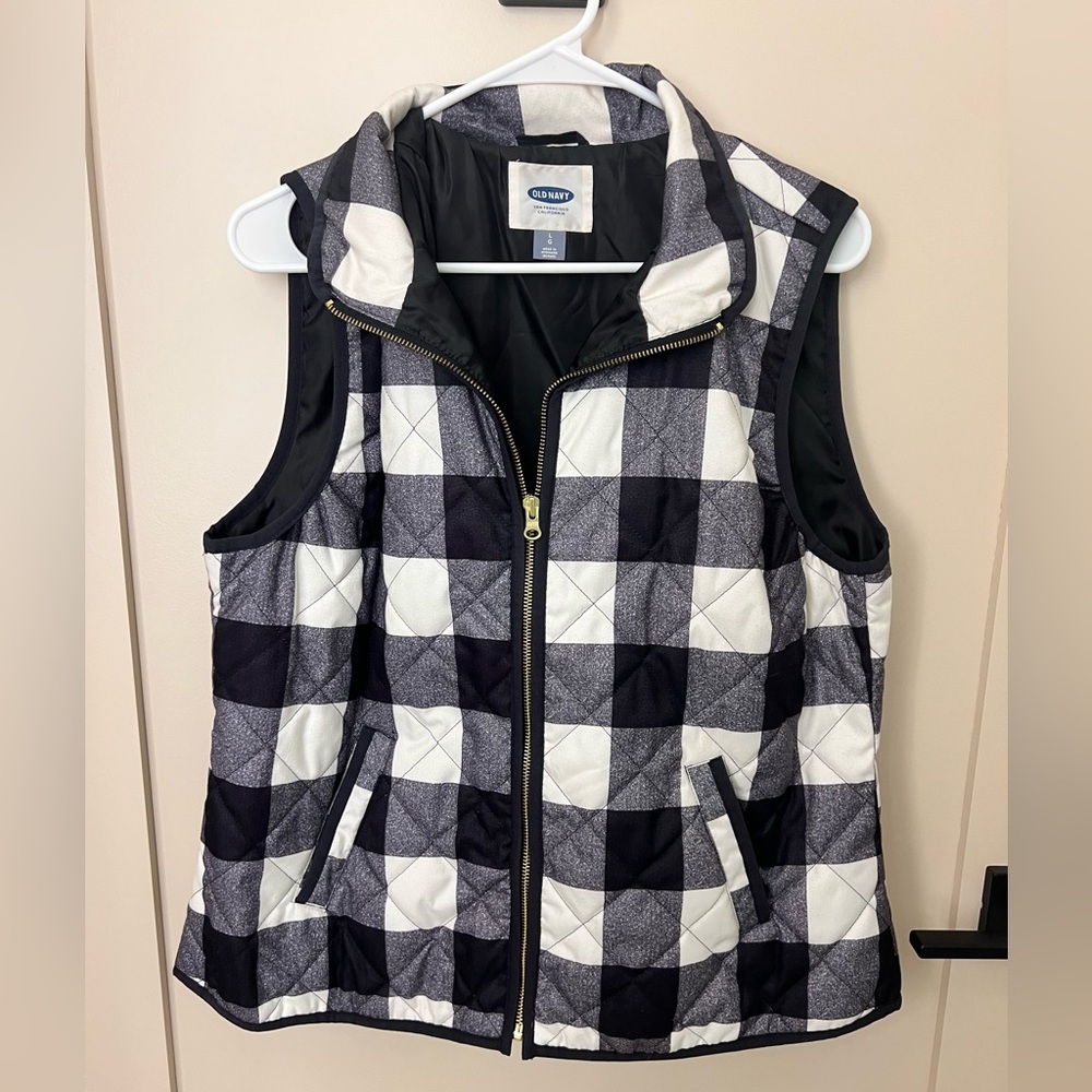 Old Navy Black and White Plaid Vest